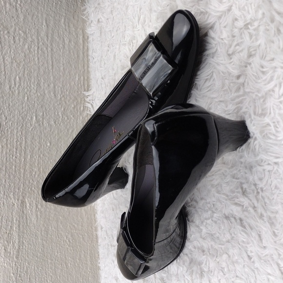 Serenades by Florsheim Vintage Black Patent Leather Square Toe Slip-On Pump Shoe - Picture 16 of 16